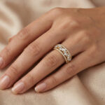 LADIES RING 0.75CT ROUND/BAGUETTE DIAMOND 14K YELLOW GOLD - Image 6